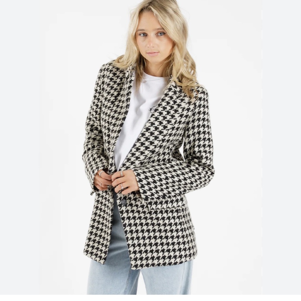 REQUIREMENTS Black & White Wool Houndstooth Vintage Coat Size 8 NWOT - Picture 1 of 10